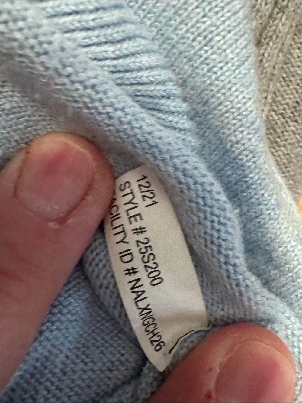 Sweater bundle - Picture 7 of 12